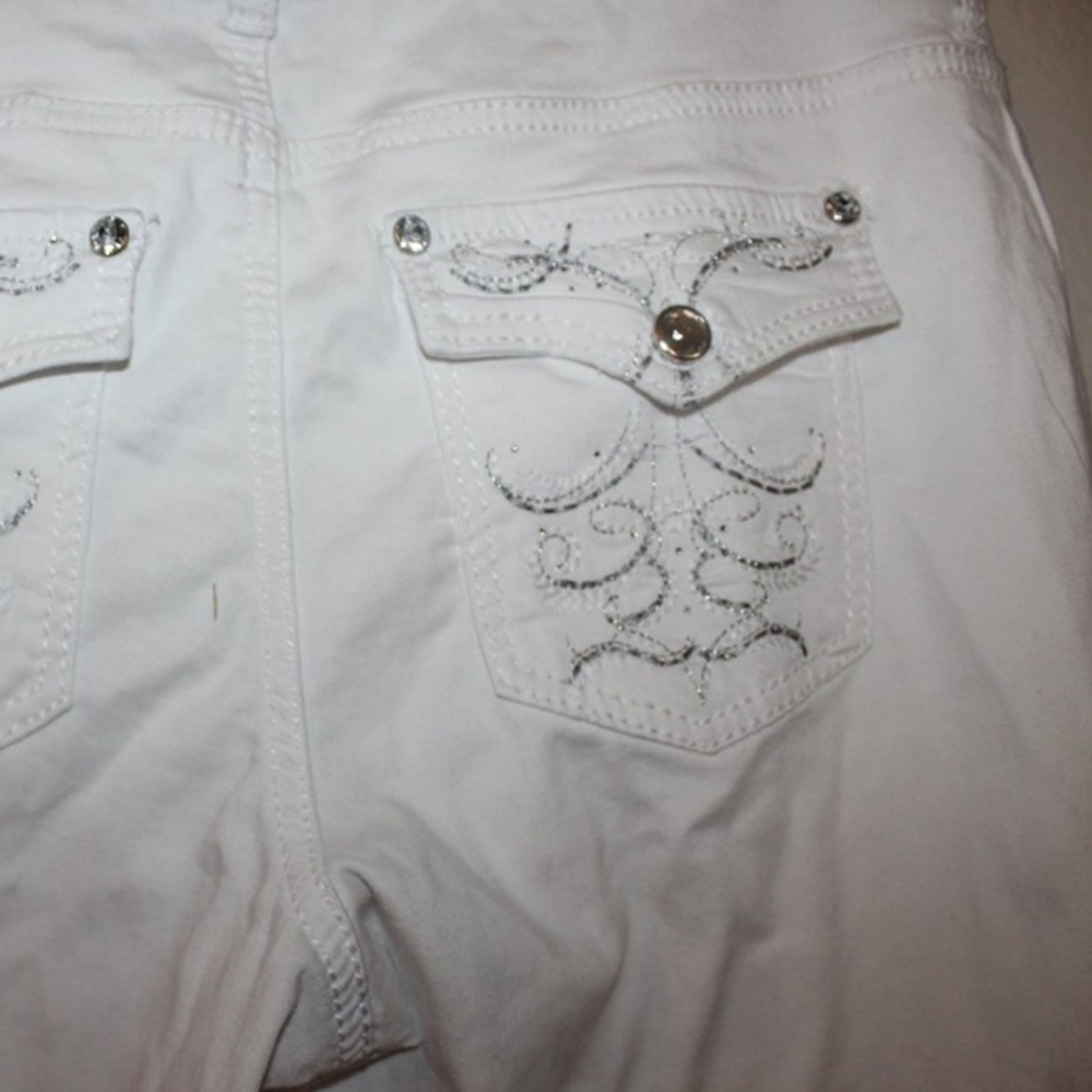Rhythm & Blues slim bootcut size 16w